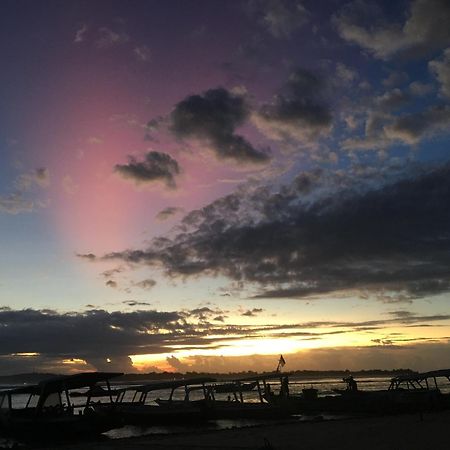 Puring Bungalows Gili Air Exterior photo