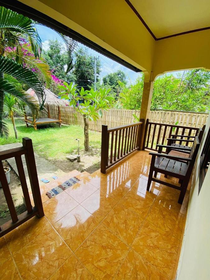 Puring Bungalows Gili Air Exterior photo